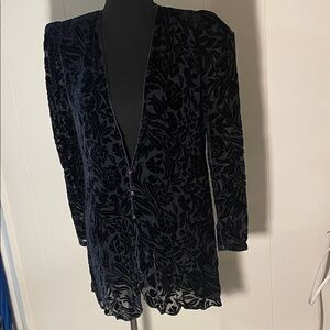 Elegant Black Velvet Floral Jacket